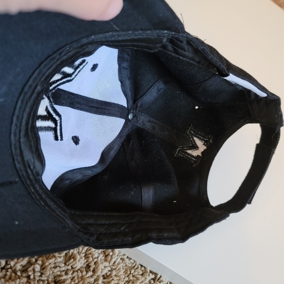 MICHIGAN WOLVERINES BLACK ADJUSTABLE HAT - Picture 8 of 9